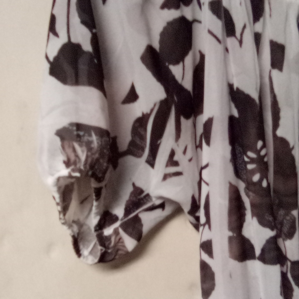 Blouse - Picture 3 of 4